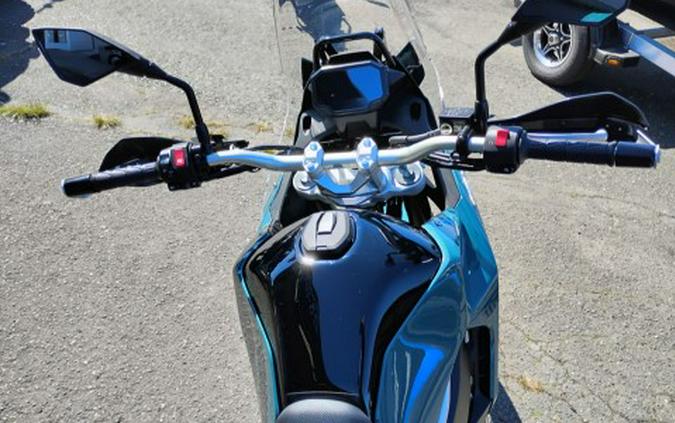 2026 Kawasaki KLE®500 SE ABS