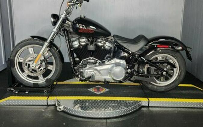 2023 Harley-Davidson Softail Standard FXST BLACK