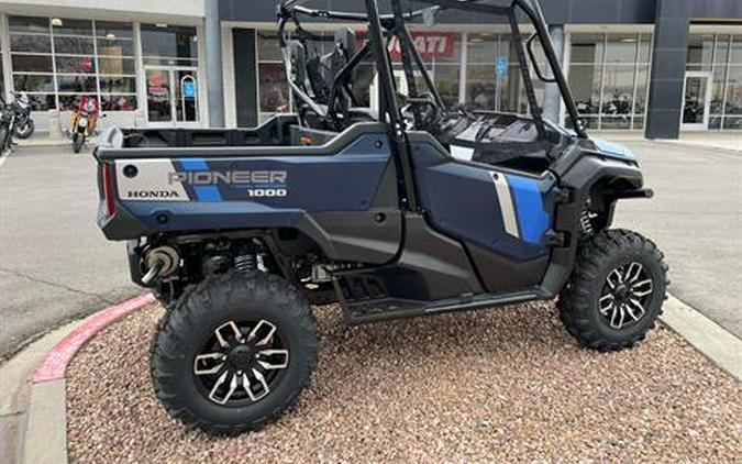 2024 Honda Pioneer 1000 Trail