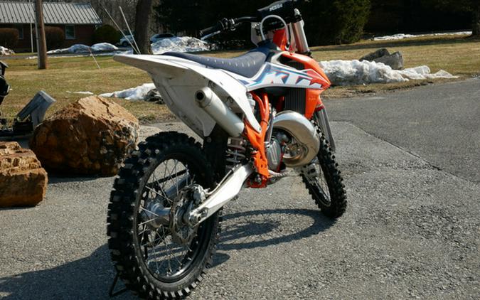 2022 KTM SX 125