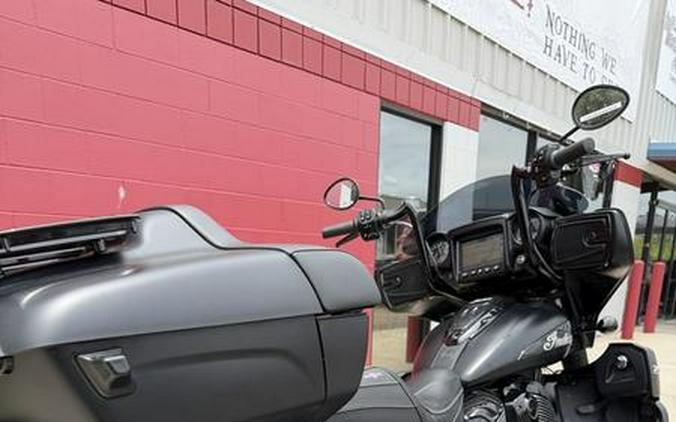 2023 Indian Motorcycle® Roadmaster® Dark Horse® Black Smoke