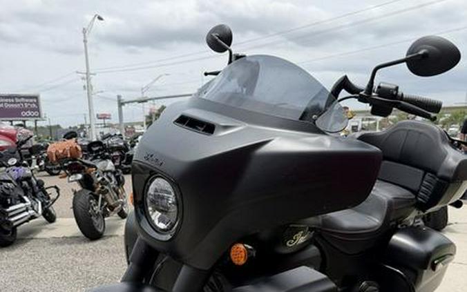 2023 Indian Motorcycle® Roadmaster® Dark Horse® Black Smoke