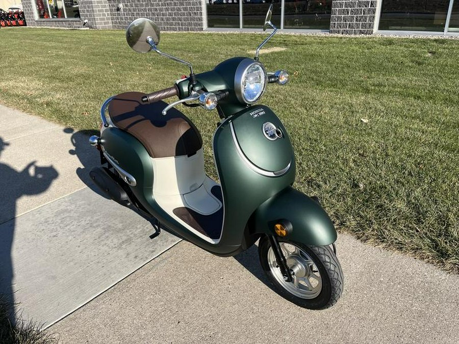 2024 Honda® Metropolitan