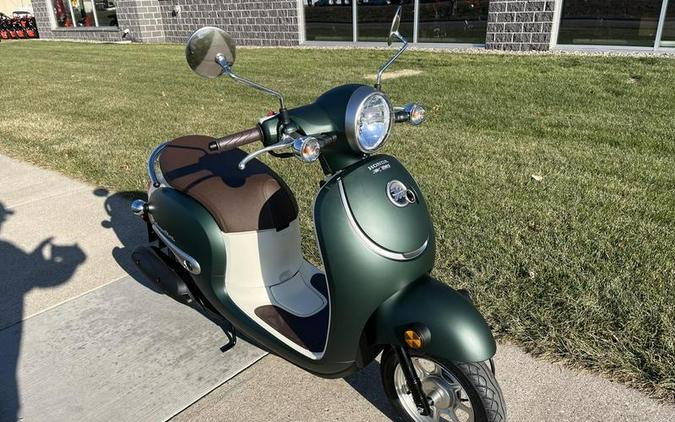 2024 Honda® Metropolitan