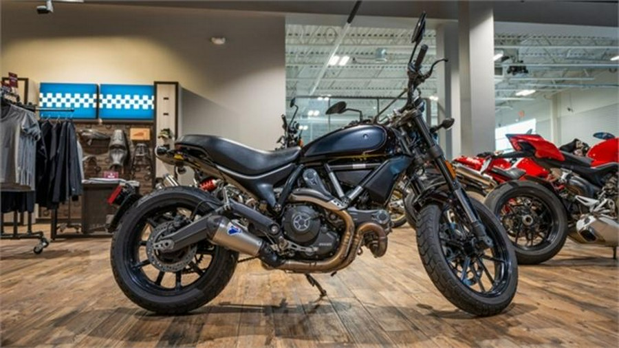 2015 Ducati Scrambler Icon Ducati Red