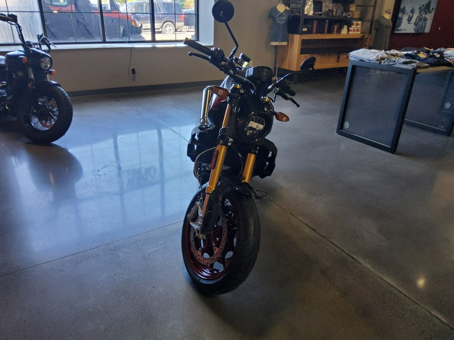 2024 Indian Motorcycle® FTR R Carbon