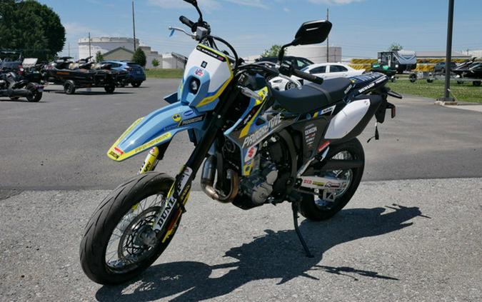 2025 Suzuki DR-Z 4SM