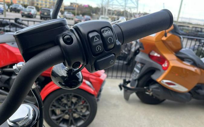 2019 Harley-Davidson Softail FXBB - Street Bob