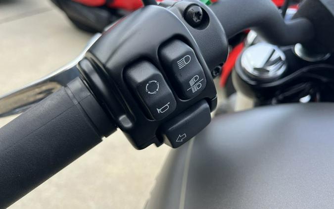 2019 Harley-Davidson Softail FXBB - Street Bob