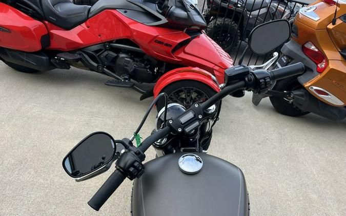 2019 Harley-Davidson Softail FXBB - Street Bob