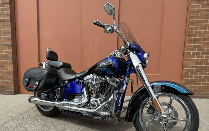 Harley-Davidson® CVO™ Softail® Convertible Midnight Sky and Candy Cobalt with Blue Ice Graphics