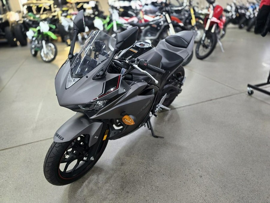 2016 Yamaha YZF R3