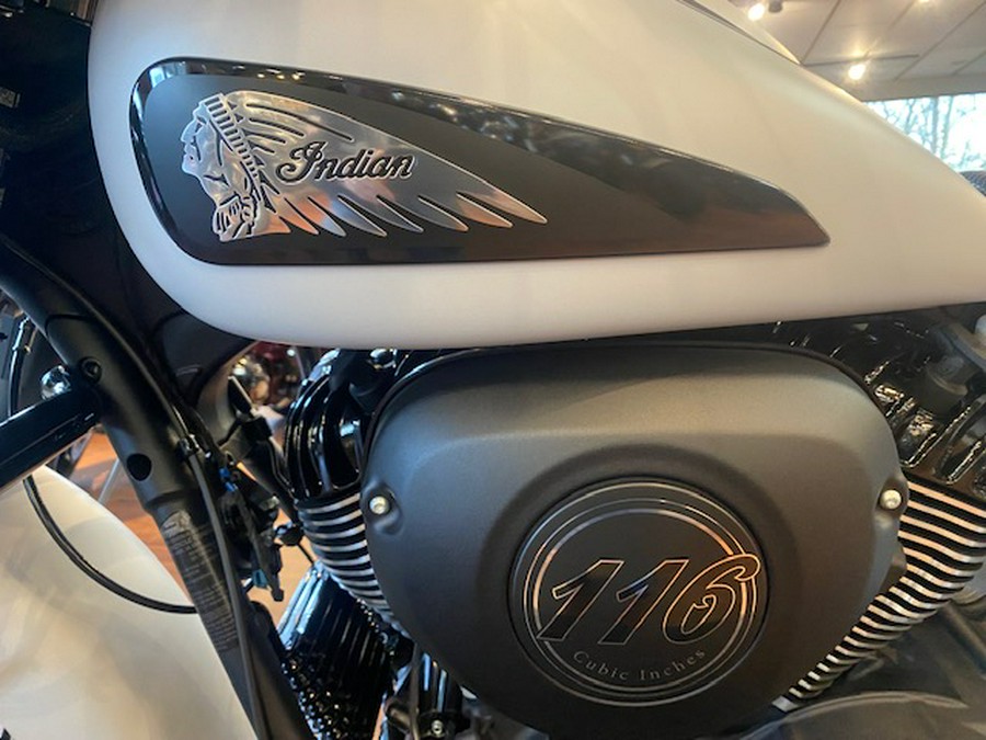 2024 Indian Motorcycle® Chieftain® Dark Horse®