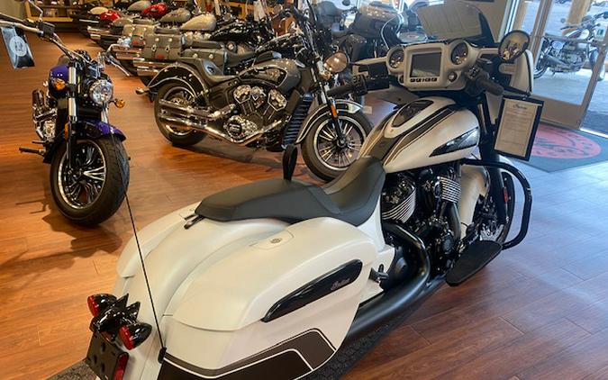 2024 Indian Motorcycle® Chieftain® Dark Horse®