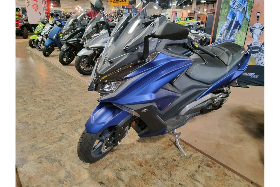 2022 KYMCO AK 550