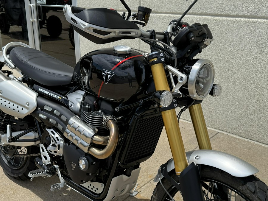2025 Triumph SCRAMBLER 1200 XE