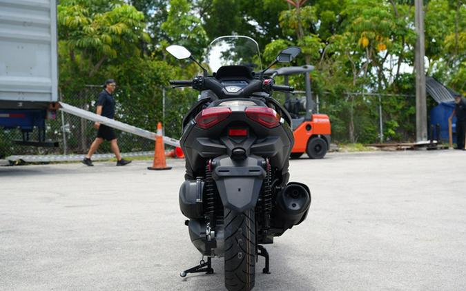 2025 Yamaha XMAX