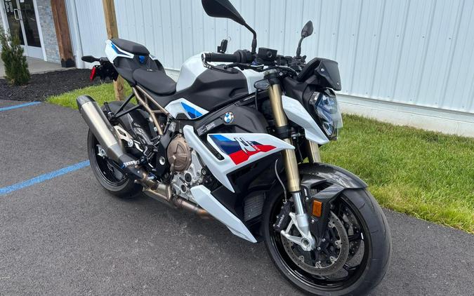 2022 BMW S 1000 R