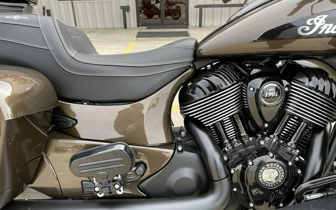 2023 Indian Motorcycle® Roadmaster® Dark Horse® Bronze Pearl Metallic