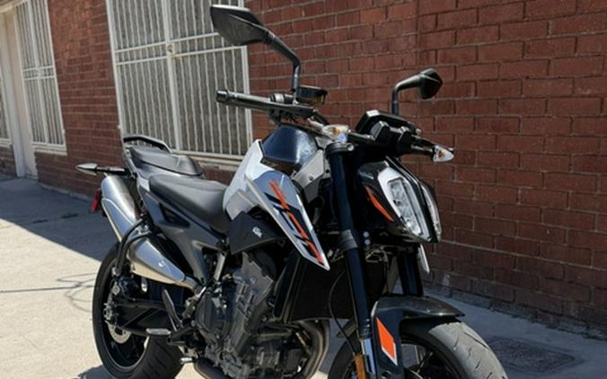 2023 KTM Duke 790