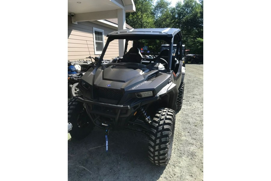 2026 General XP Ultimate - Polaris