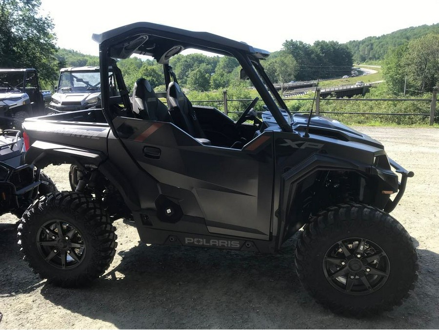 2026 General XP Ultimate - Polaris