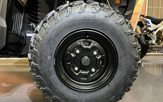 2027 Can-Am Outlander MAX DPS 700