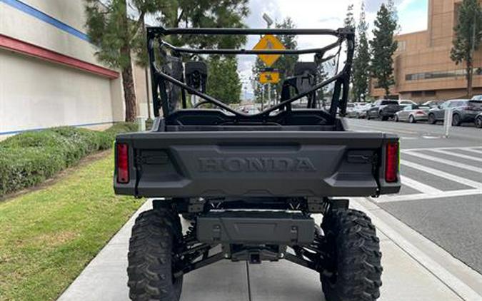 2023 Honda Pioneer 1000 Deluxe