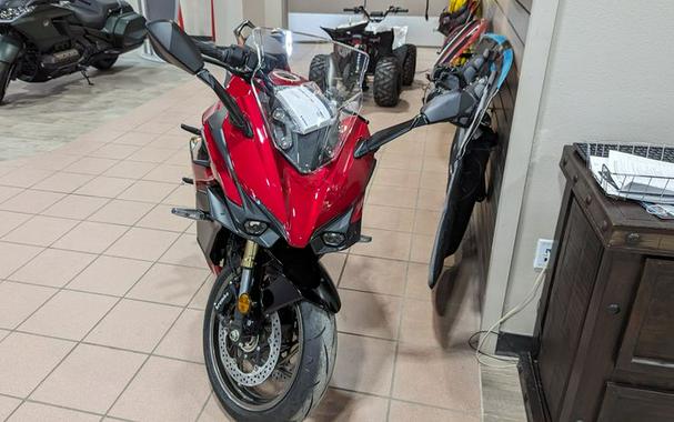 New 2024 SUZUKI GSXS 1000GT