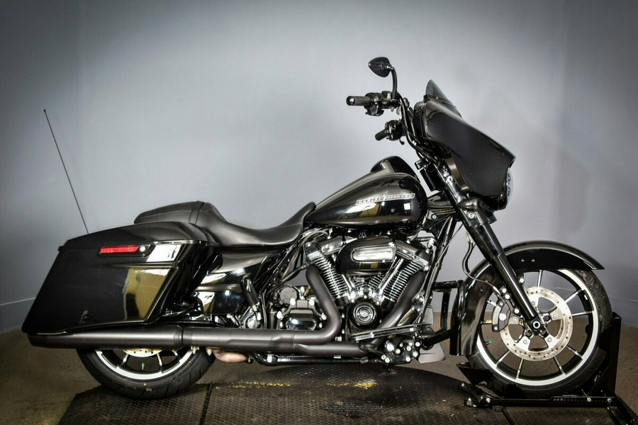 2018 Harley-Davidson Street Glide Special