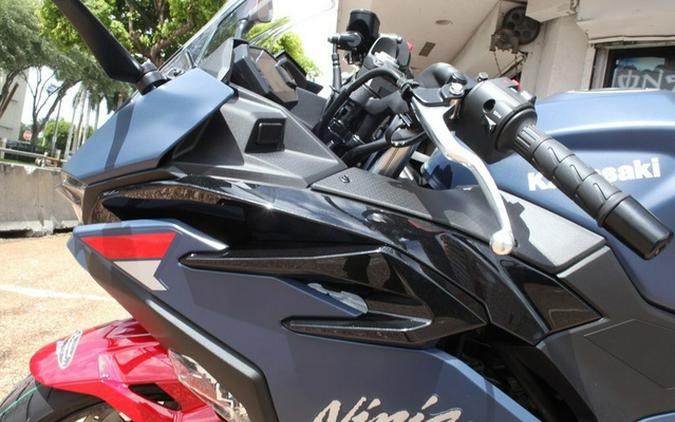 2026 Kawasaki Ninja 500 ABS Metallic Matte Twilight Blue