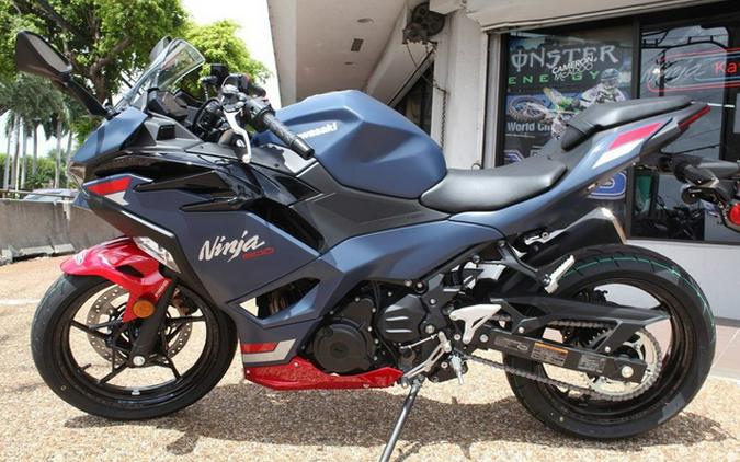 2026 Kawasaki Ninja 500 ABS Metallic Matte Twilight Blue