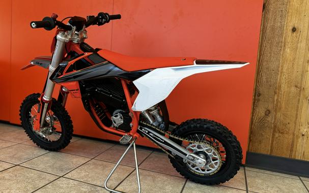 2024 KTM SX-E 5