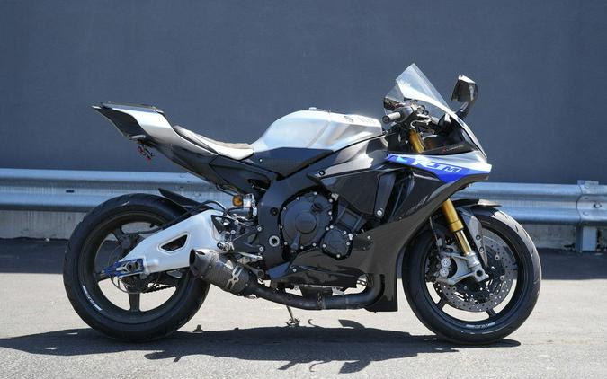 2018 Yamaha YZF-R1M