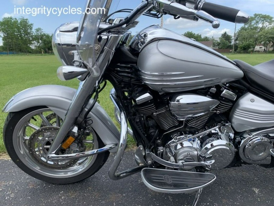 2009 Yamaha Roadliner S