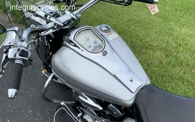 2009 Yamaha Roadliner S