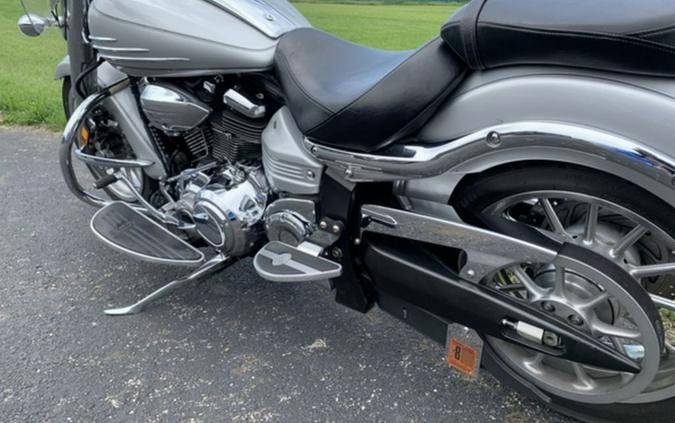 2009 Yamaha Roadliner S