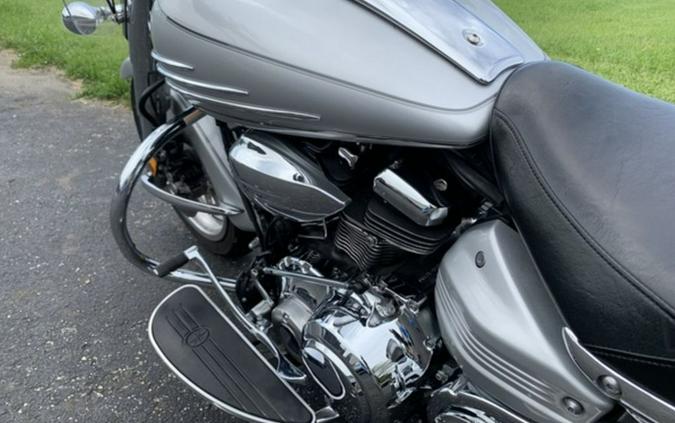 2009 Yamaha Roadliner S