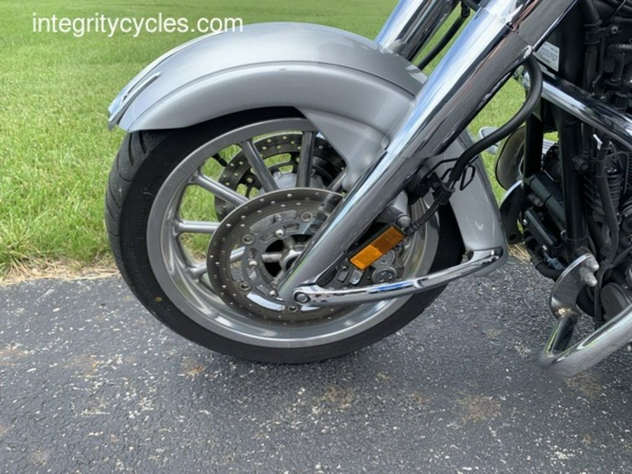 2009 Yamaha Roadliner S