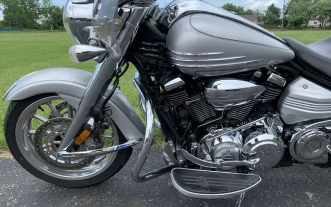 2009 Yamaha Roadliner S