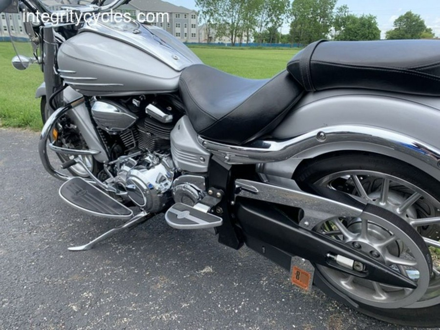 2009 Yamaha Roadliner S