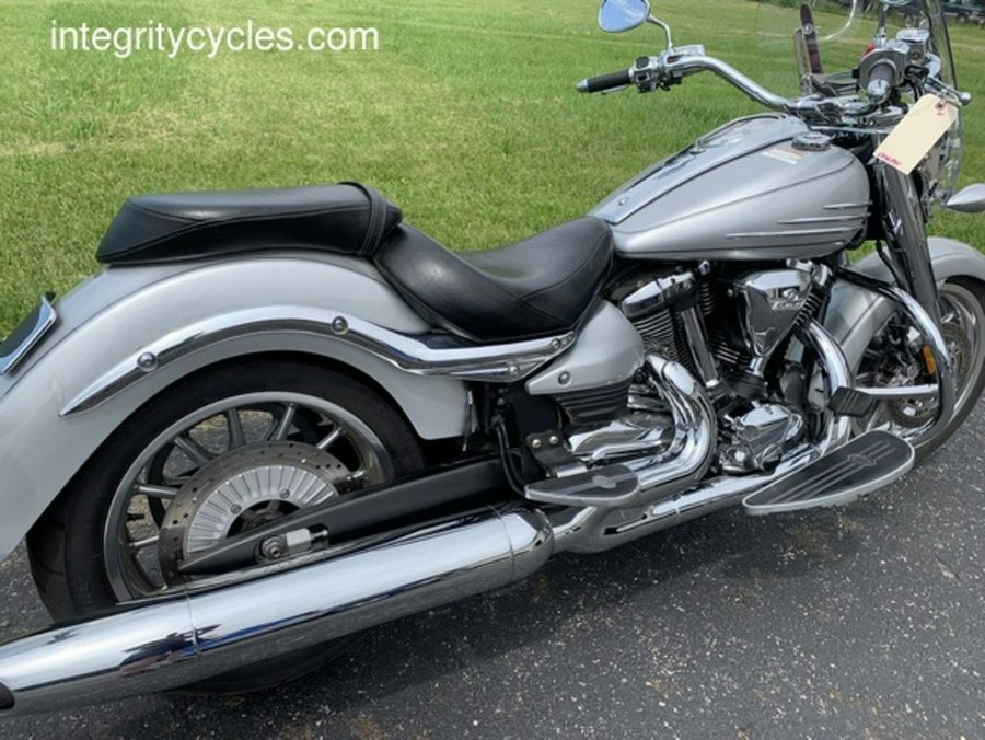 2009 Yamaha Roadliner S