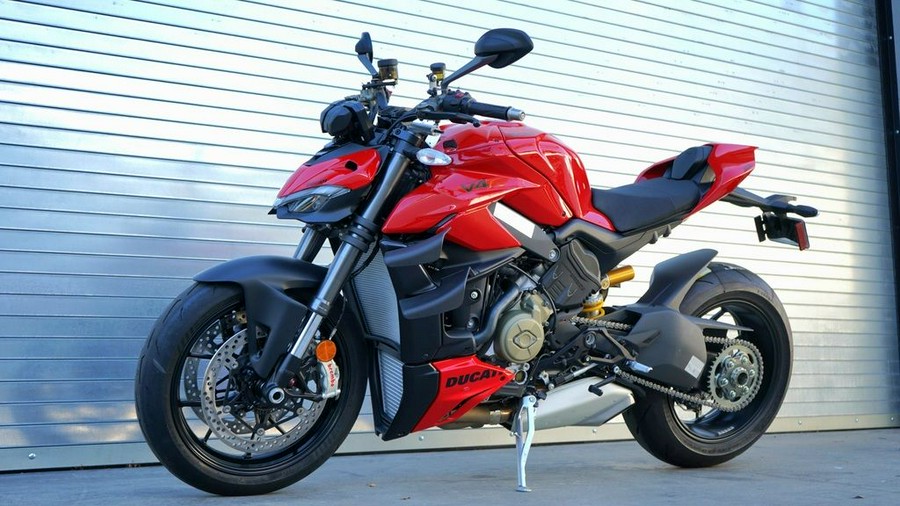 2024 Ducati Streetfighter V4 Red