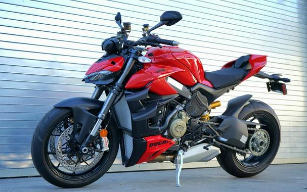 2024 Ducati Streetfighter V4 Red