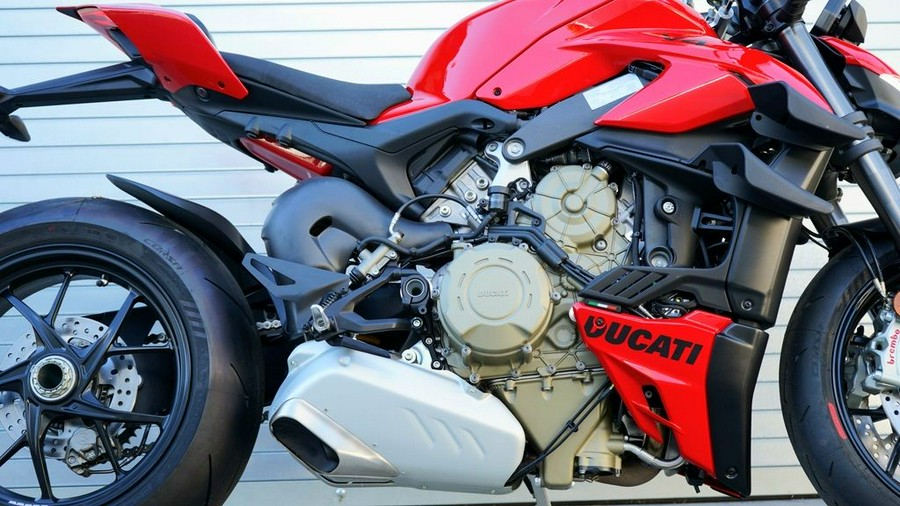 2024 Ducati Streetfighter V4 Red