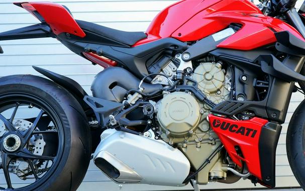 2024 Ducati Streetfighter V4 Red