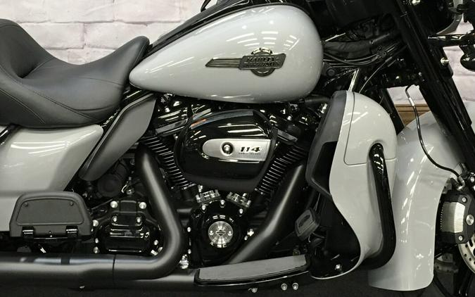 2024 Harley-Davidson Ultra Limited Billiard Grey FLHTK