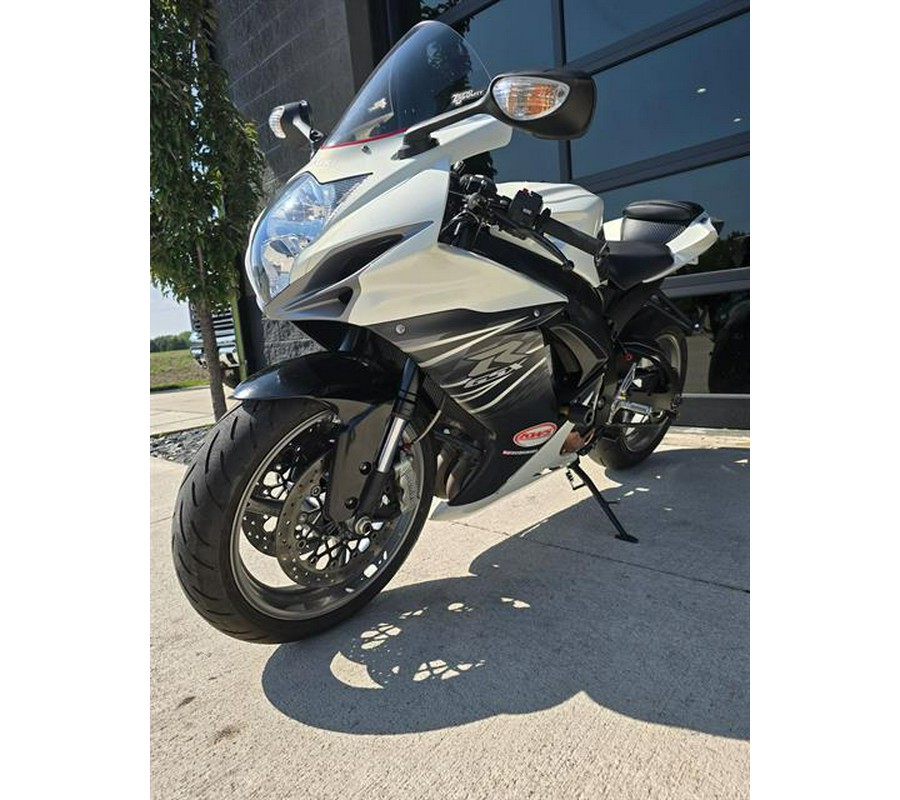 2011 Suzuki GSX-R600™