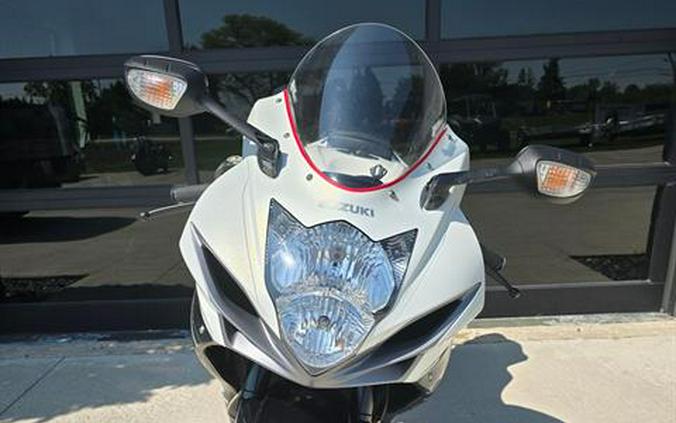 2011 Suzuki GSX-R600™