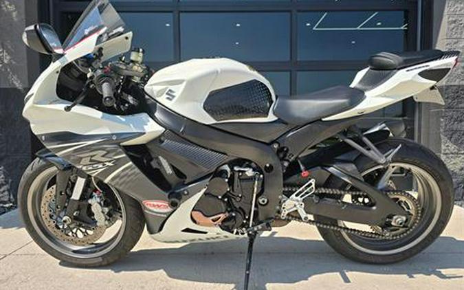 2011 Suzuki GSX-R600™